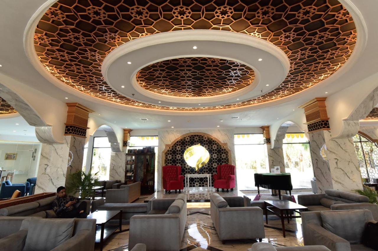 Hermes Palace Hotel Банда-Ачех Екстер'єр фото